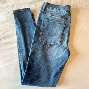 American Eagle High-Rise Jeggings